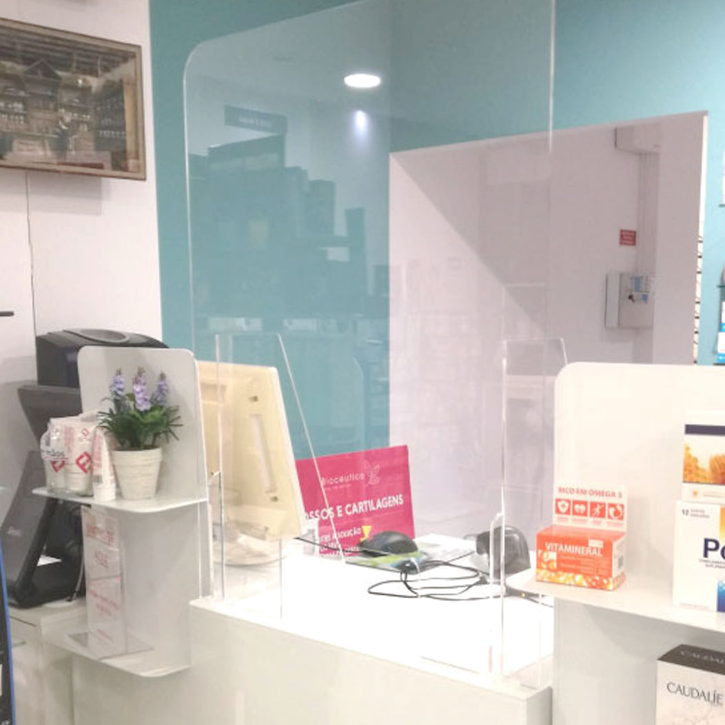 barreiras em acrílico 60x80 cm